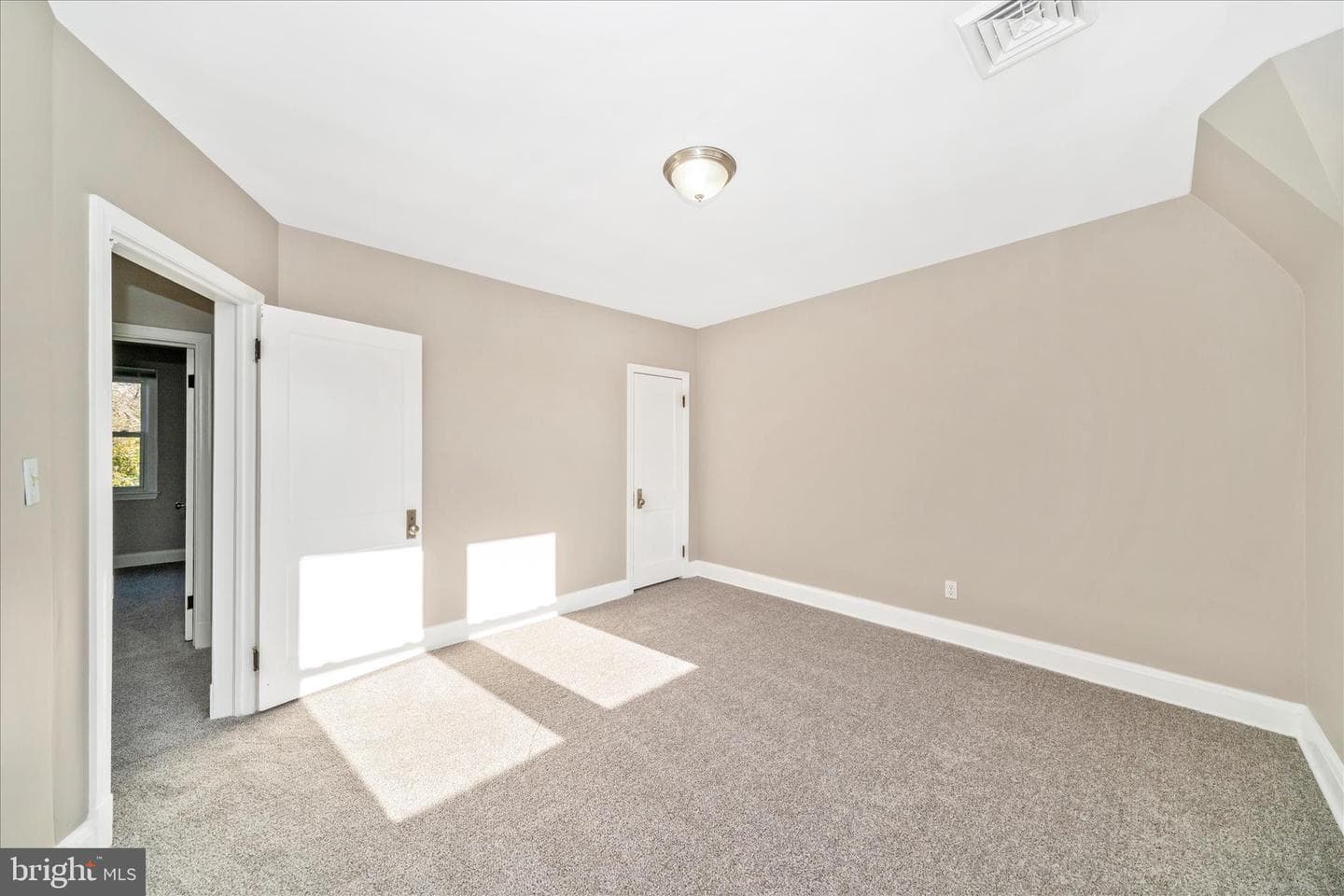 2493 Fairway photo 18