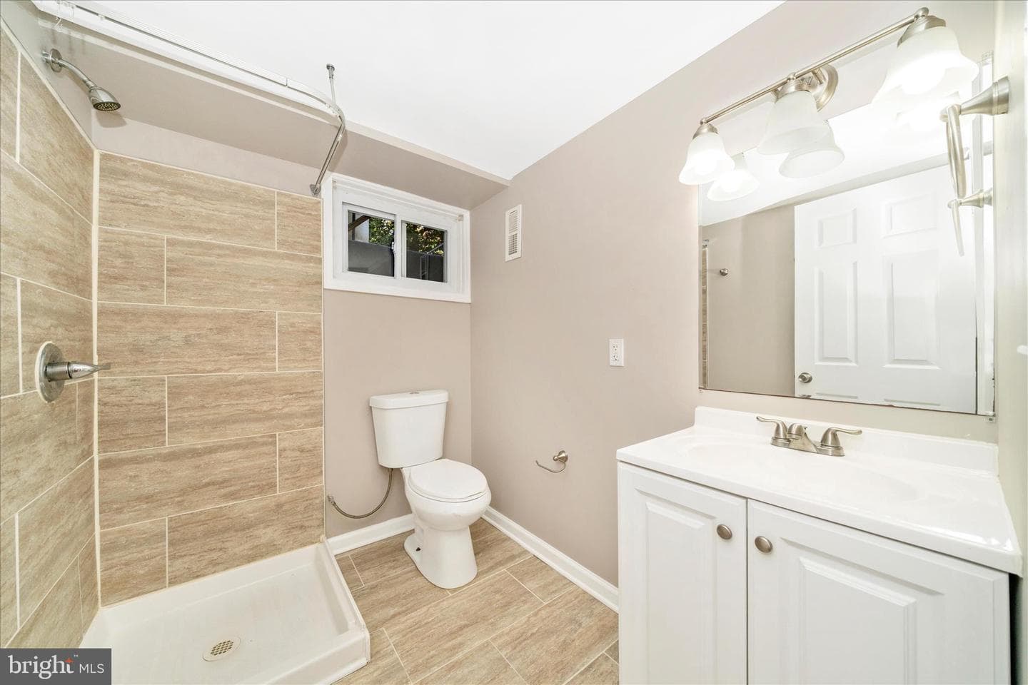 2493 Fairway photo 36