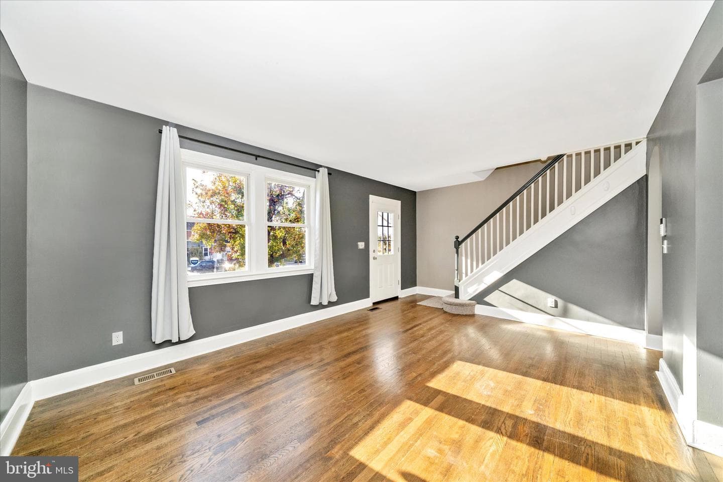 2493 Fairway photo 7