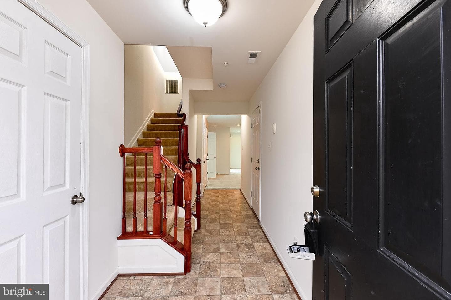 8427 Stansbury Lake Drive photo 4