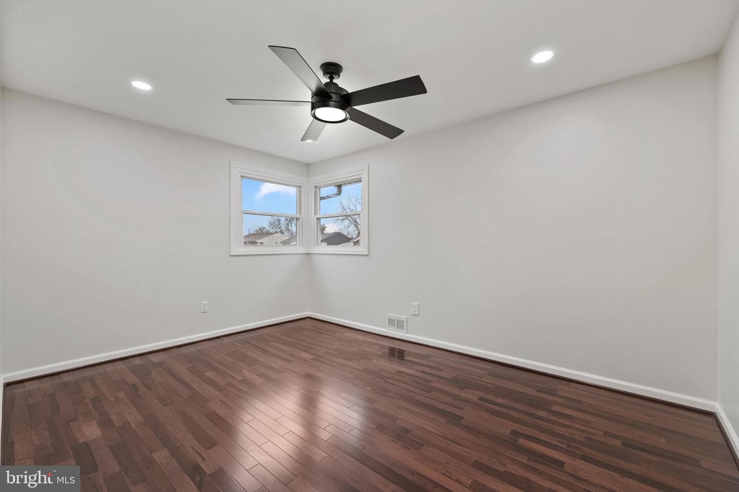3128 Jeffland Road photo 16