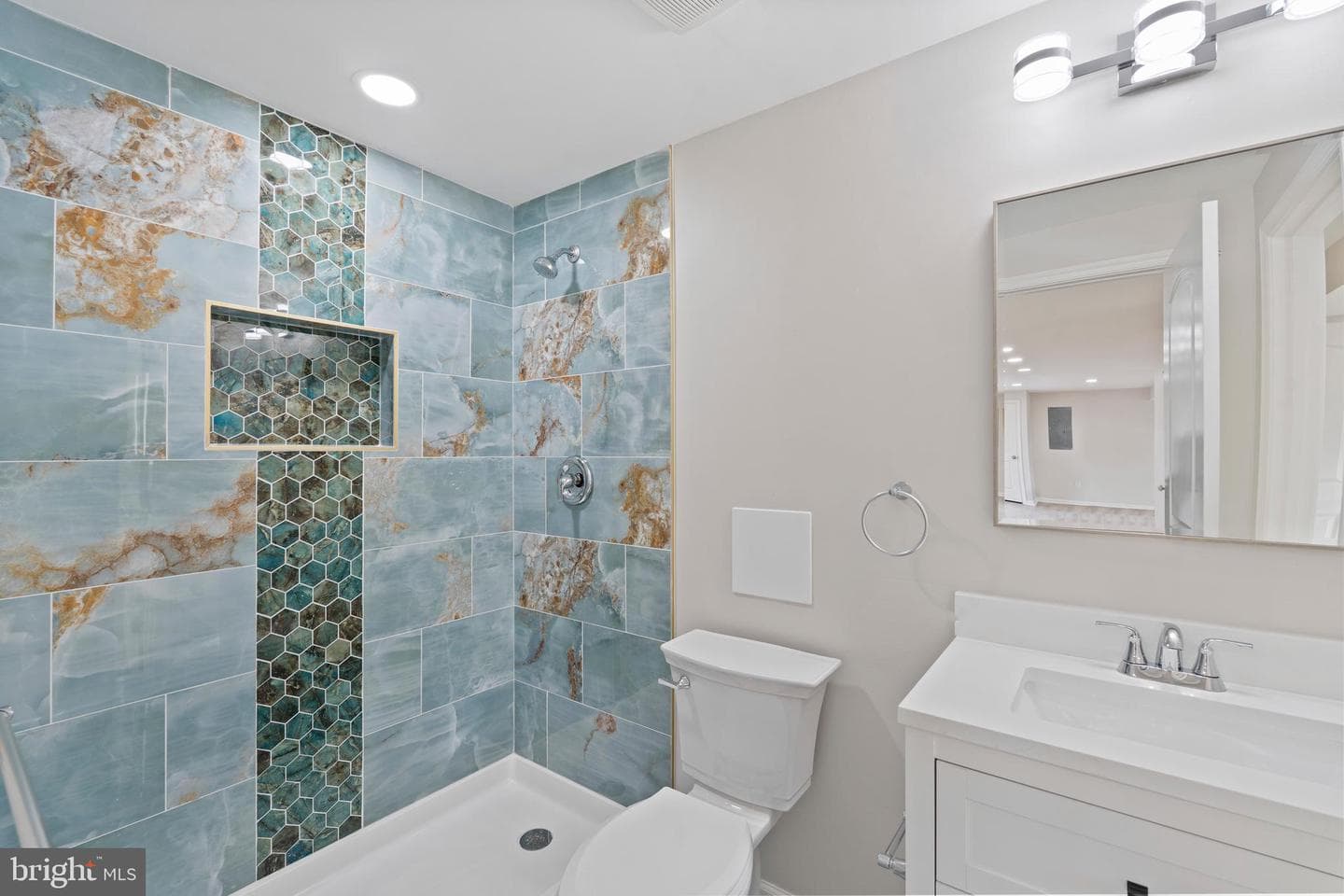 39 Greenview Avenue photo 23