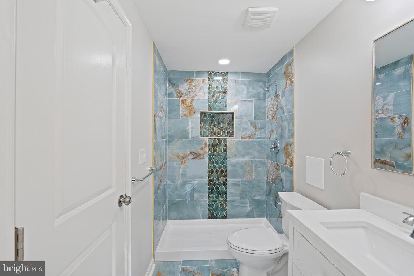 39 Greenview Avenue photo 24
