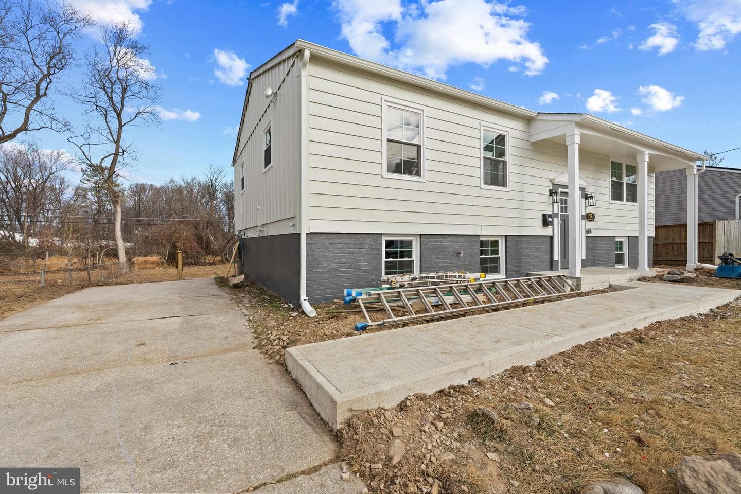 39 Greenview Avenue photo 3
