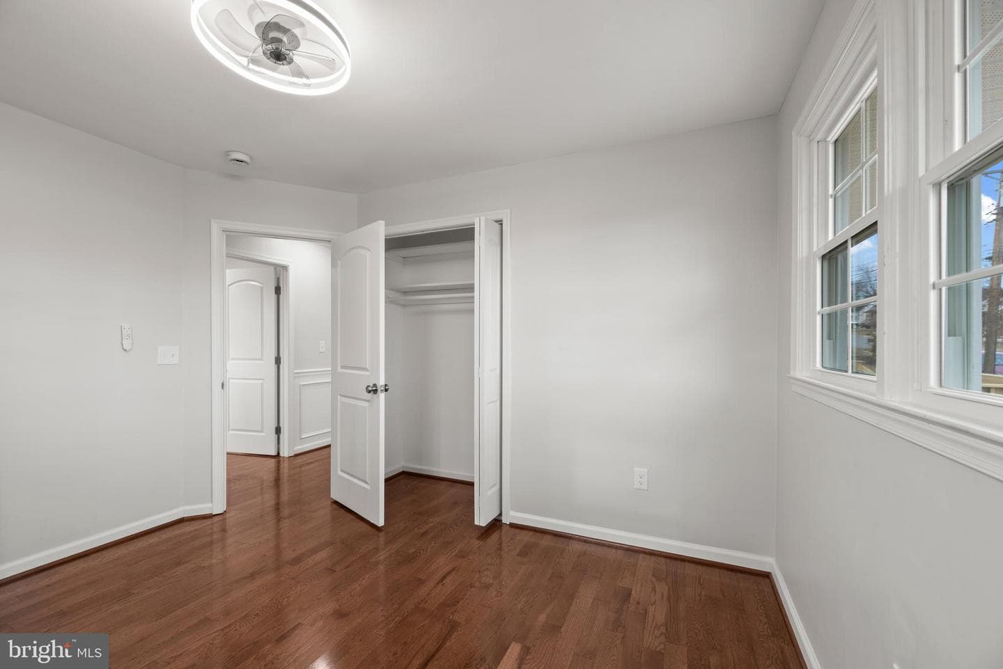 5903 Hilltop Avenue photo 35