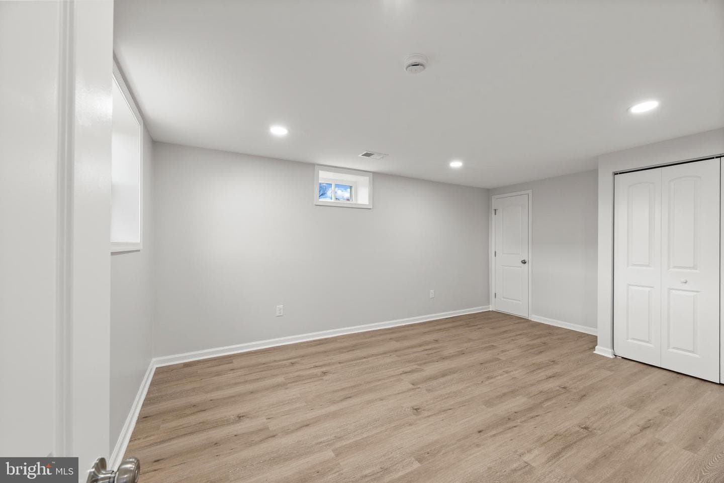 5903 Hilltop Avenue photo 41