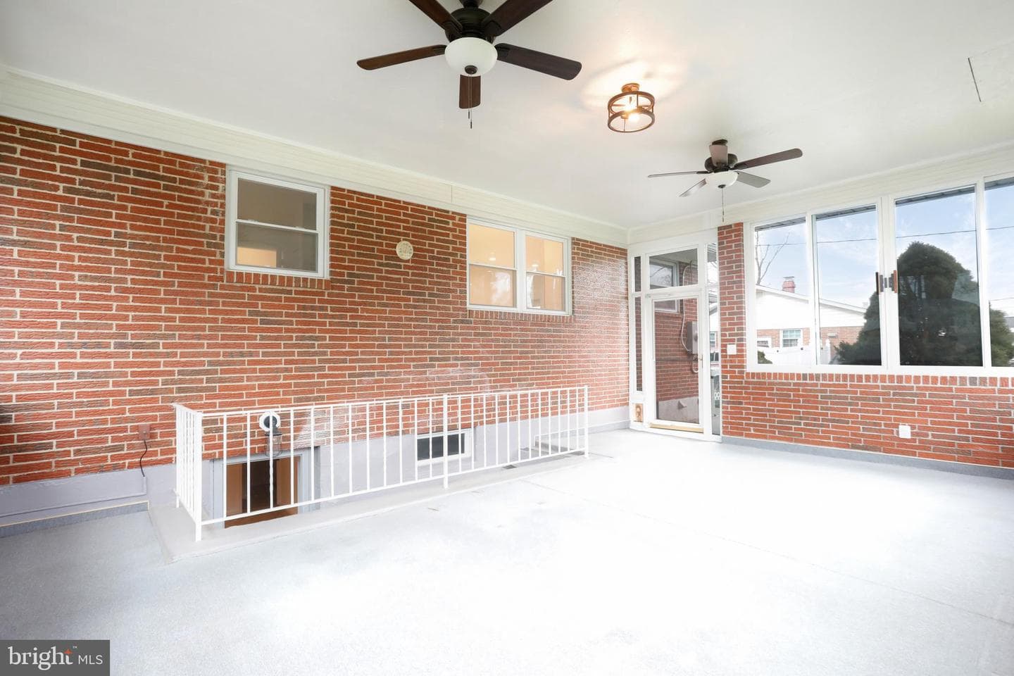 4122 Loch Lomond Drive photo 20