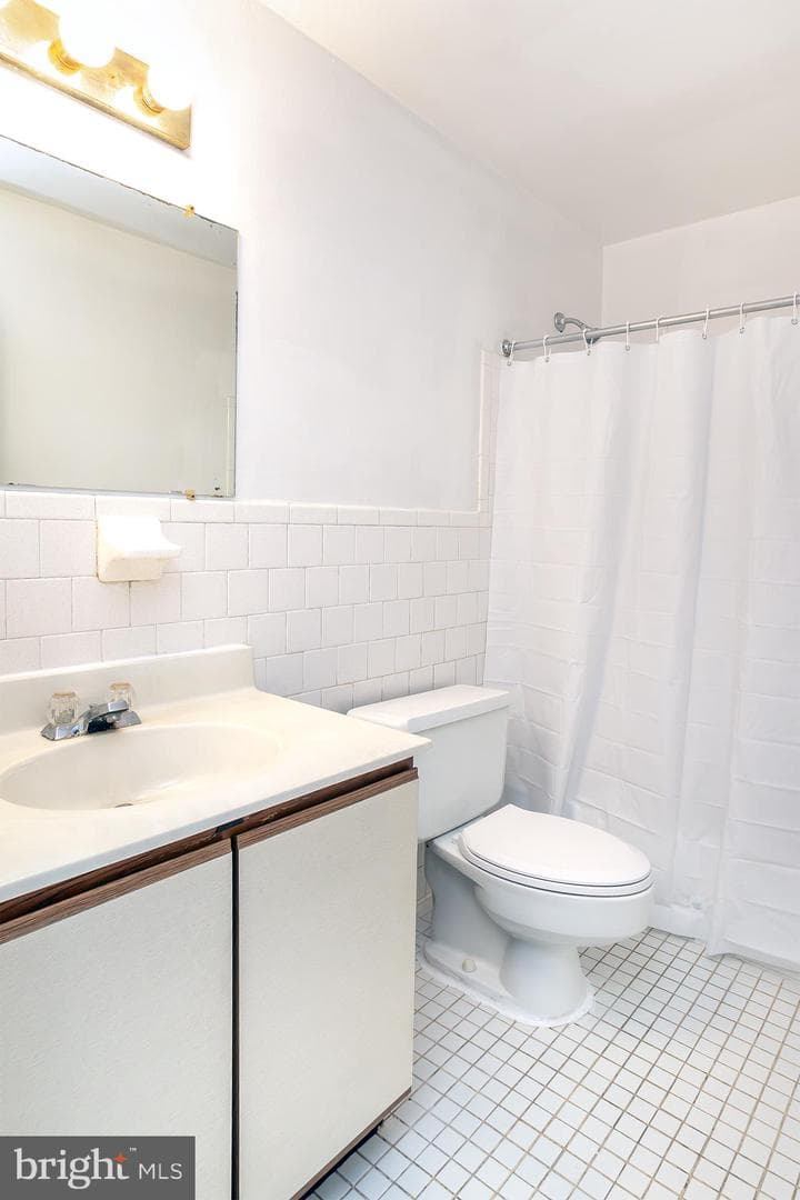 12 Warren Lodge Court #2-D photo 16