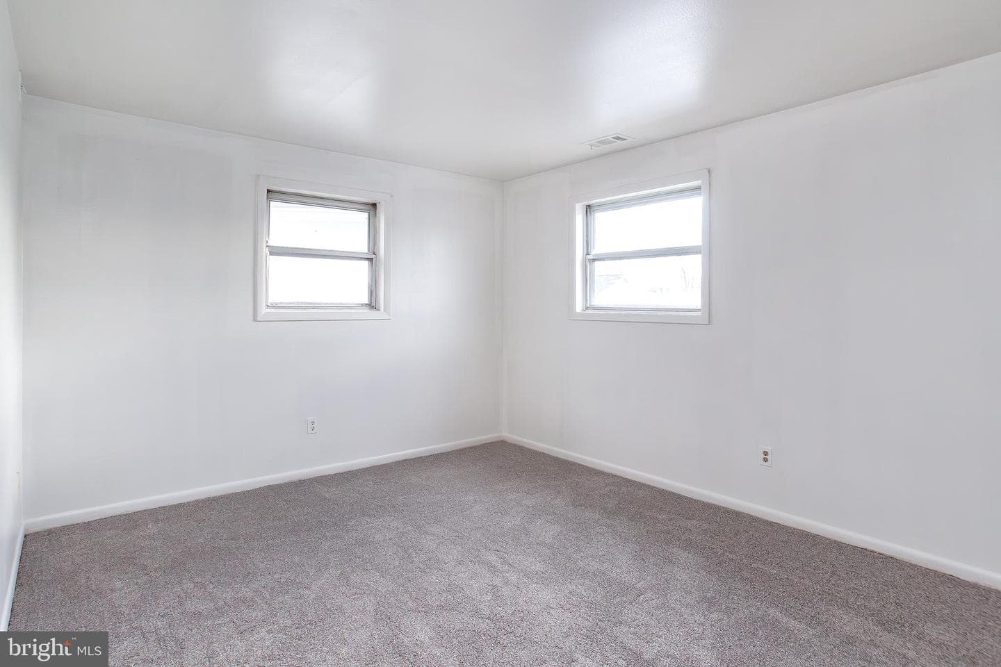 12 Warren Lodge Court #2-D photo 18