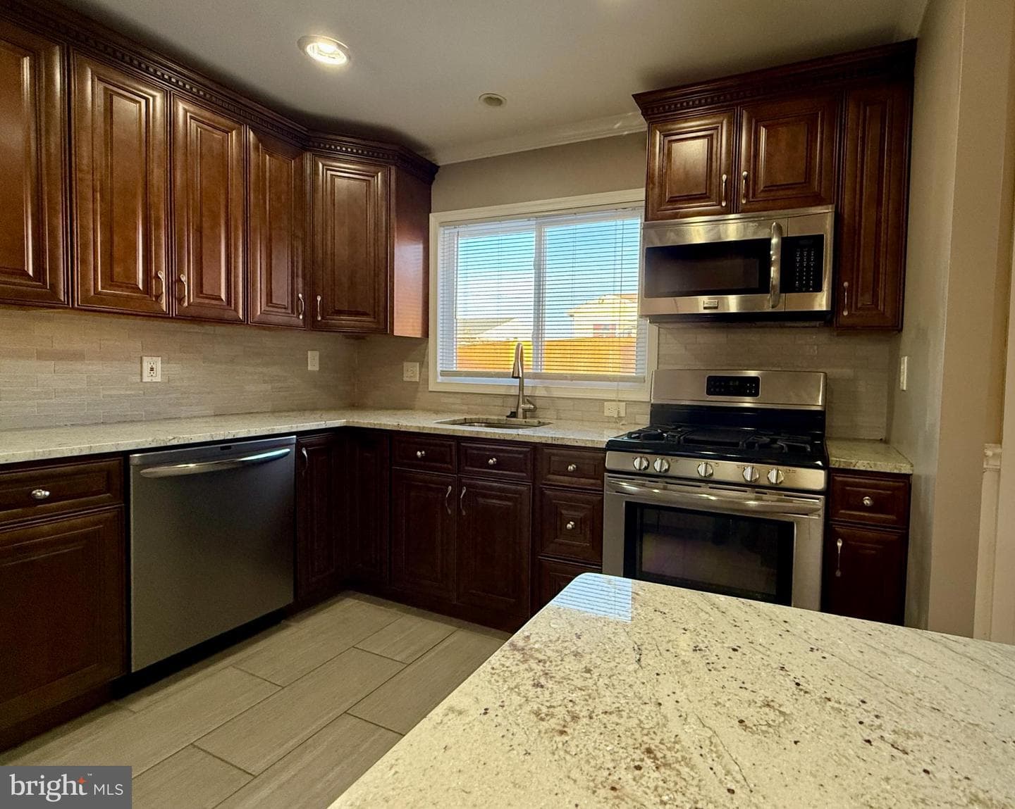 900 Southridge Road photo 13
