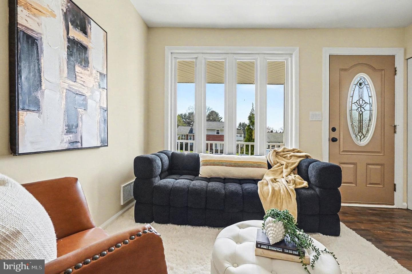9102 Lamaze Road photo 4