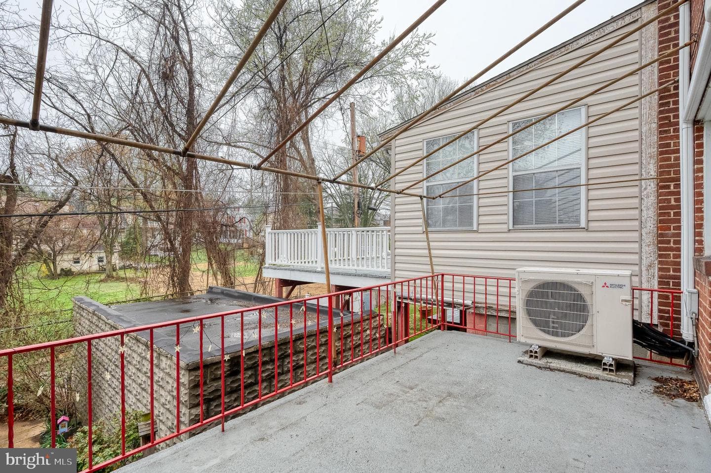 318 Westshire Road photo 49
