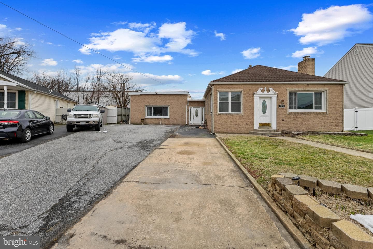 2705 Delk Court photo 2