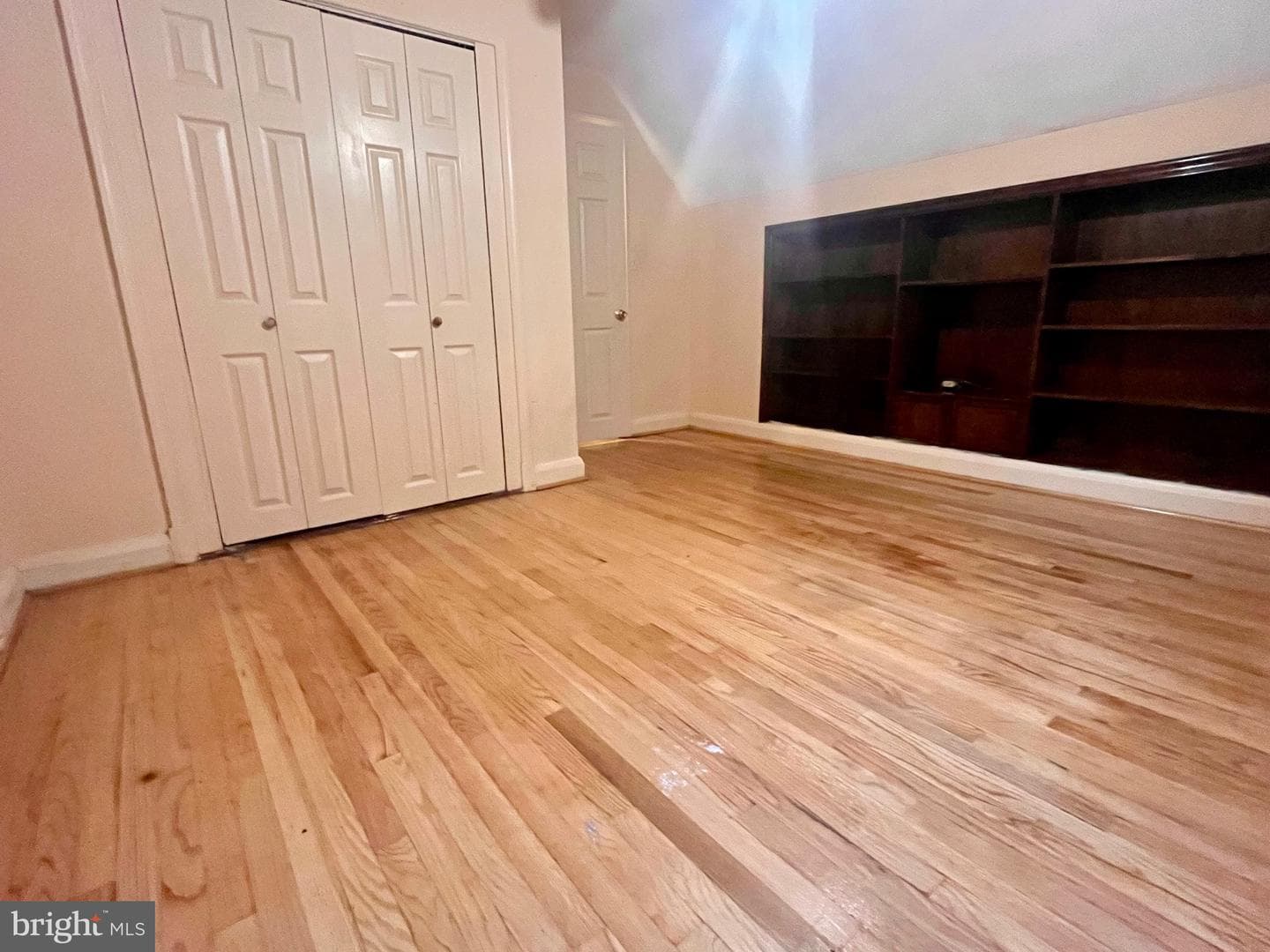 3804 Arbutus Avenue photo 6