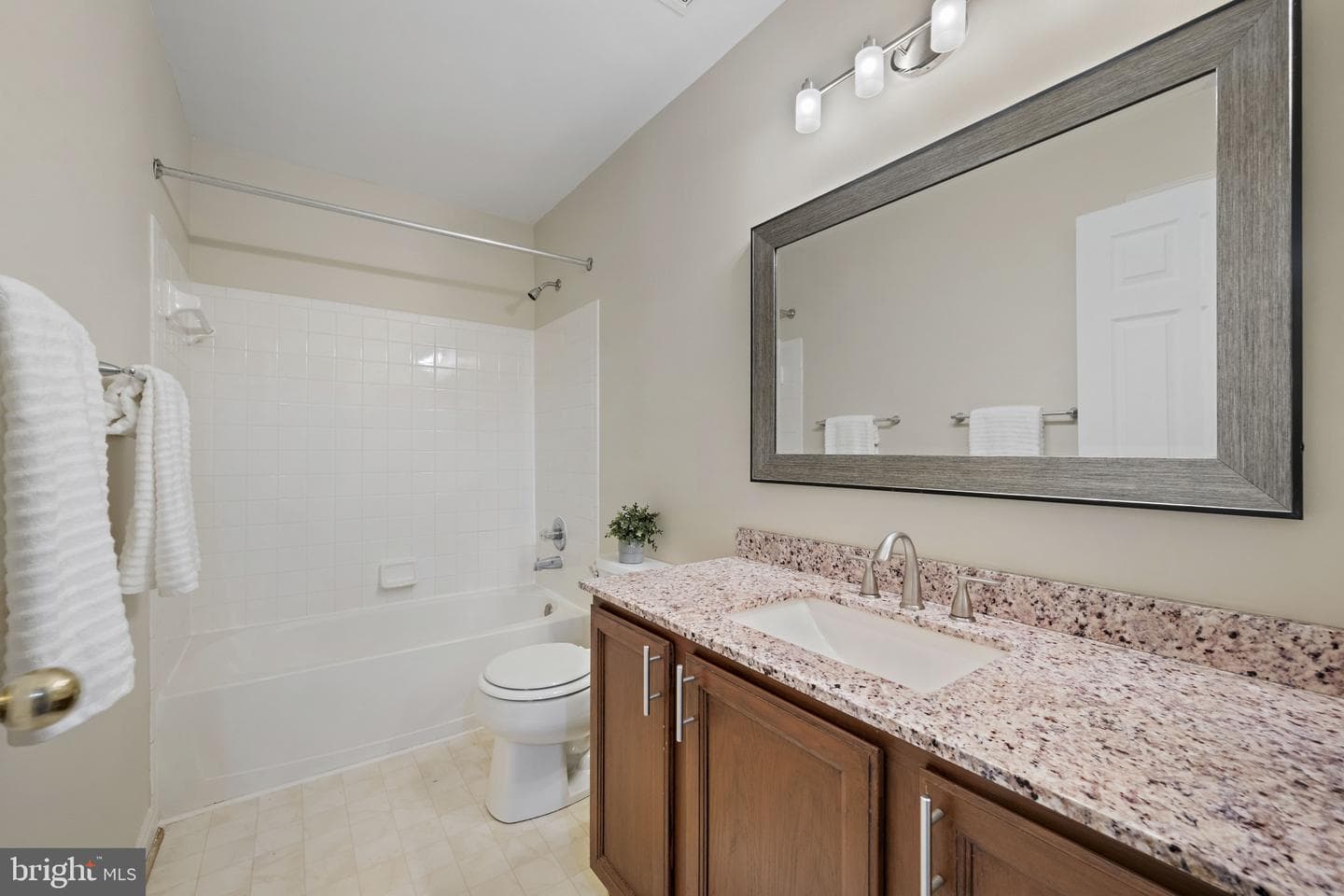 1 Brampton Court photo 18