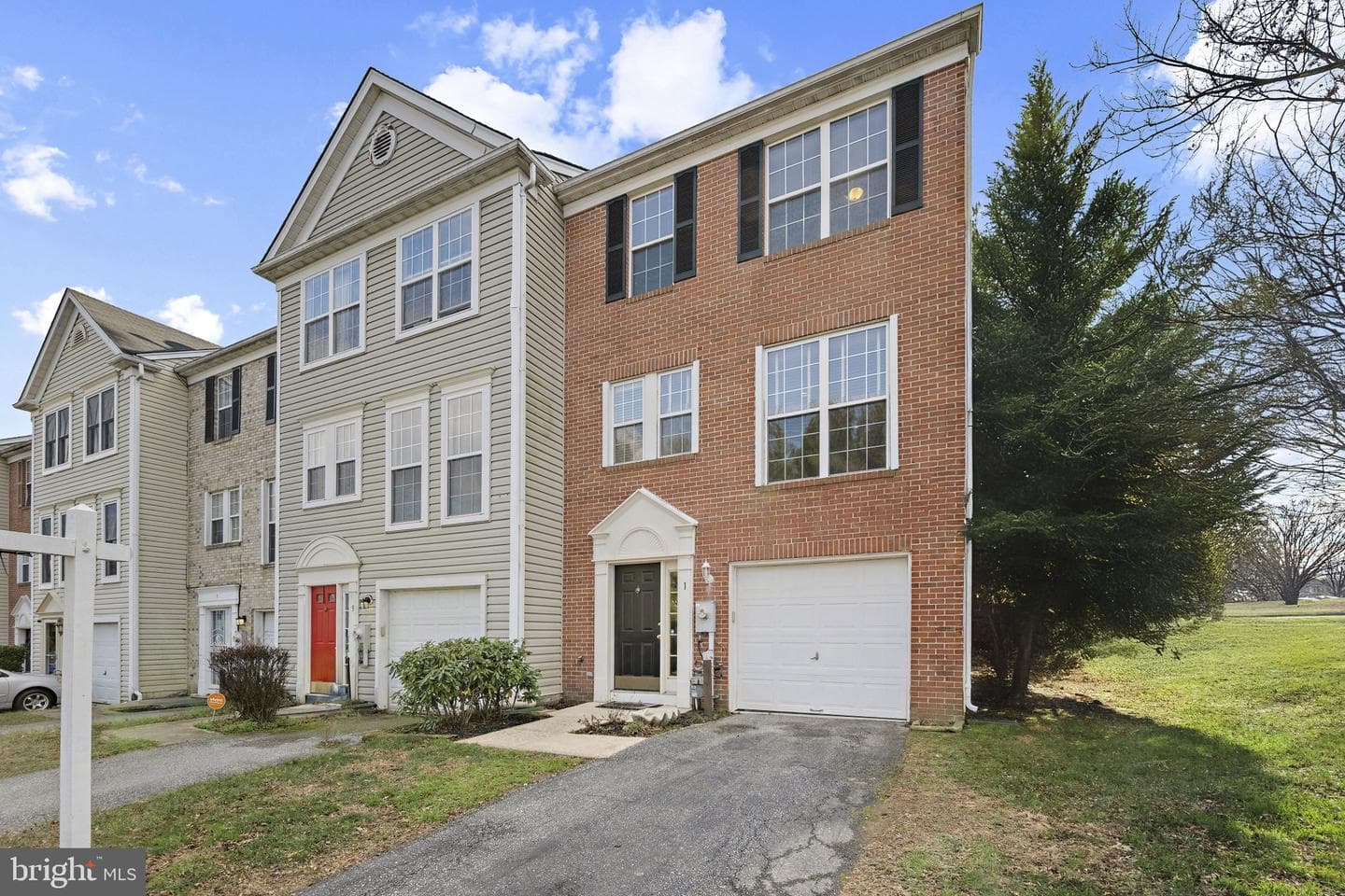 1 Brampton Court photo 27