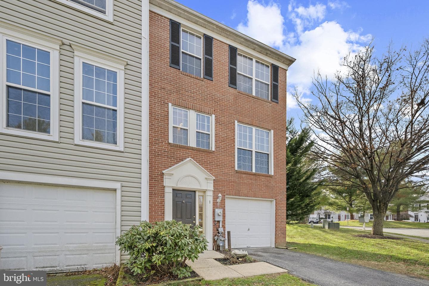 1 Brampton Court photo 28