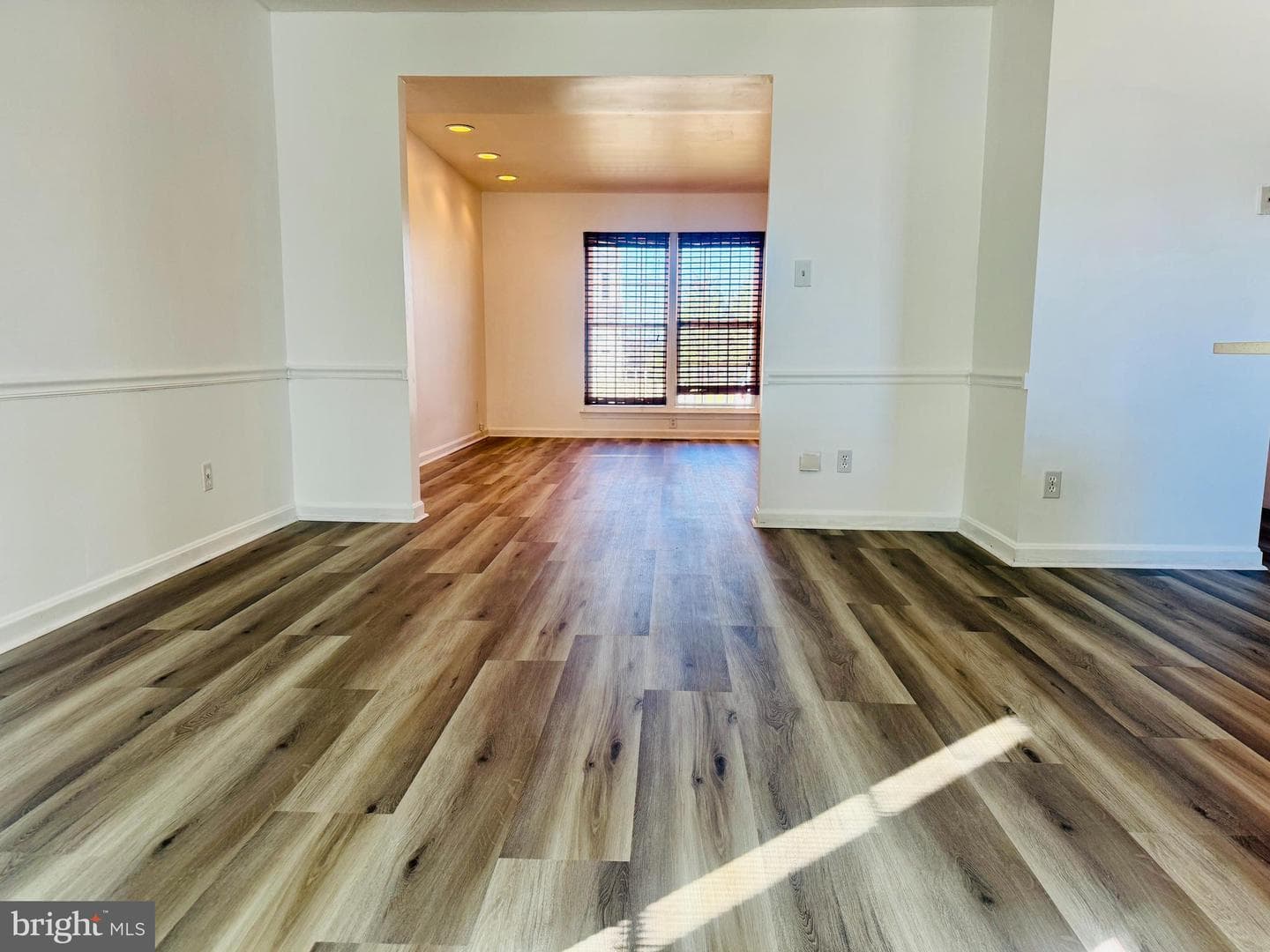 4209 Spring Avenue photo 9