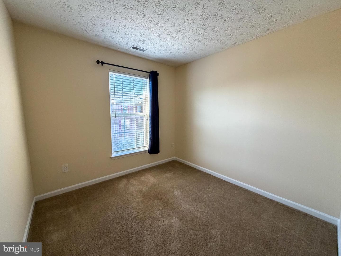 9708 Redwing Drive photo 36