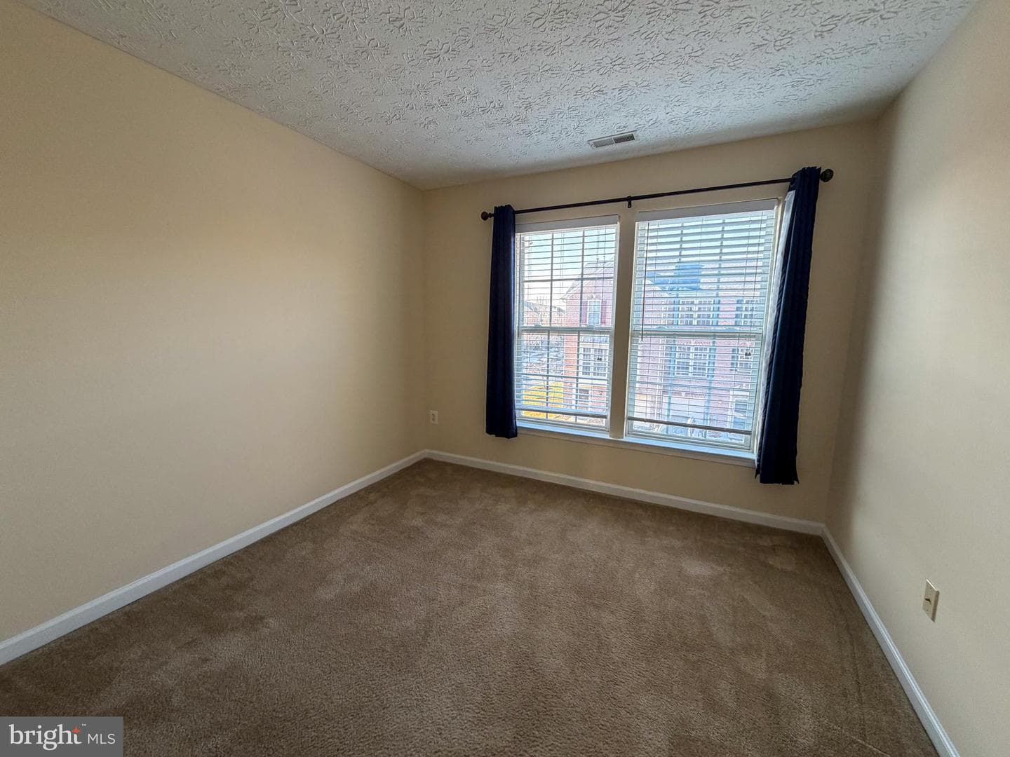9708 Redwing Drive photo 37