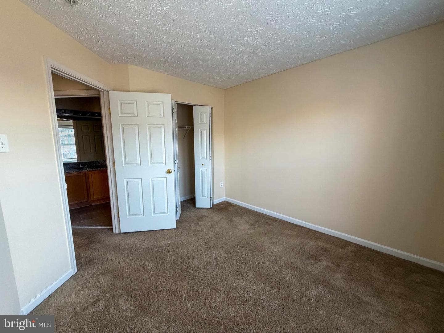 9708 Redwing Drive photo 38