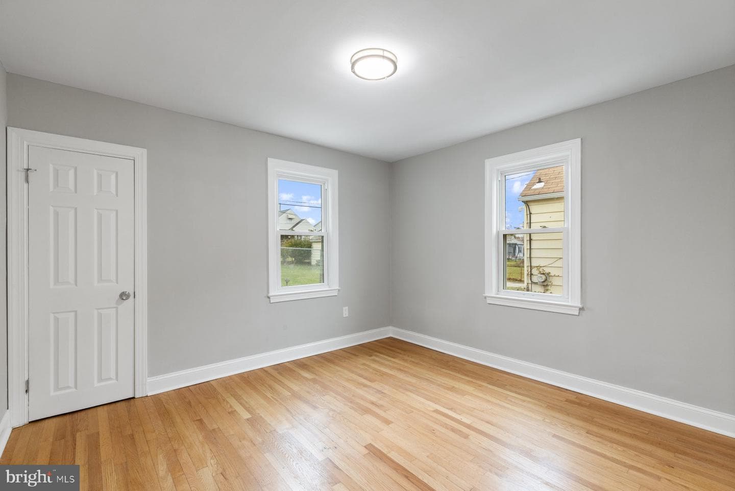 2723 Glendale Road photo 17