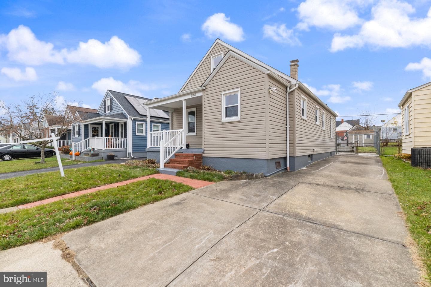 2723 Glendale Road photo 4