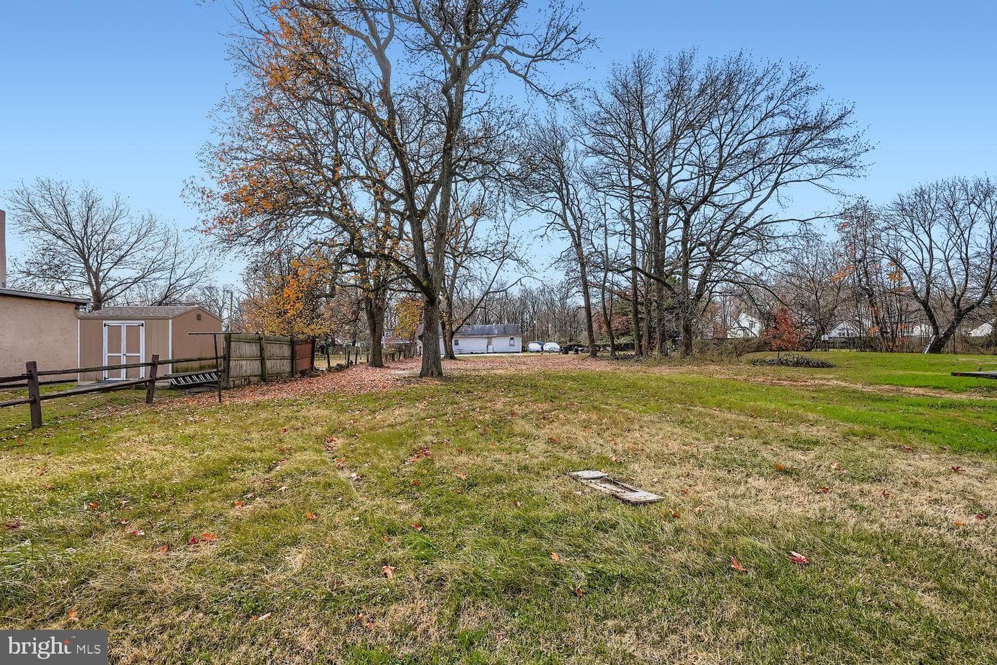 2542 Sycamore Avenue photo 26