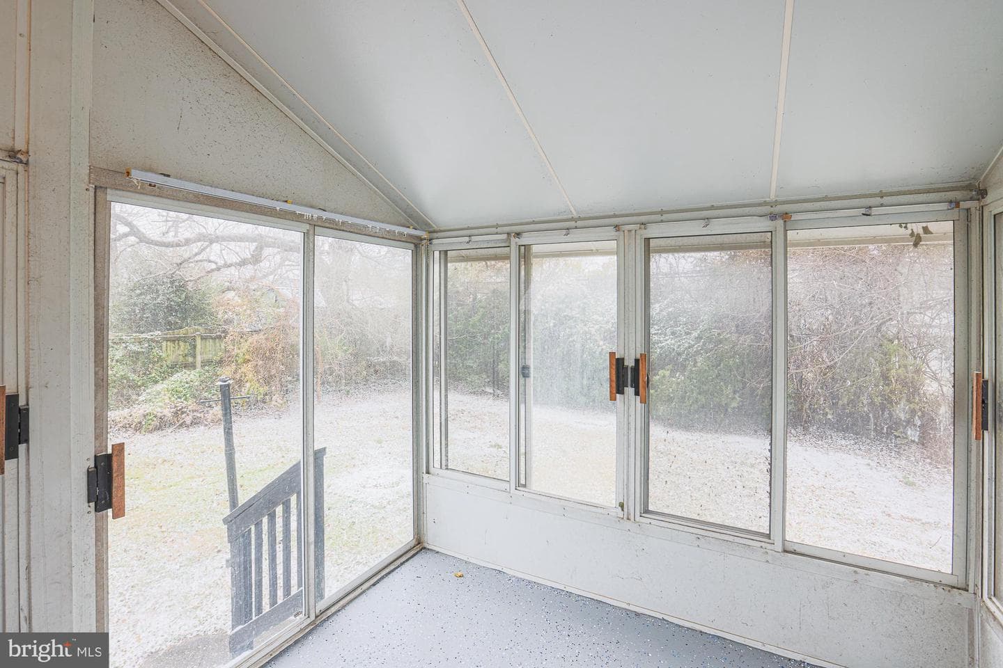 9 Glenmore Avenue photo 20