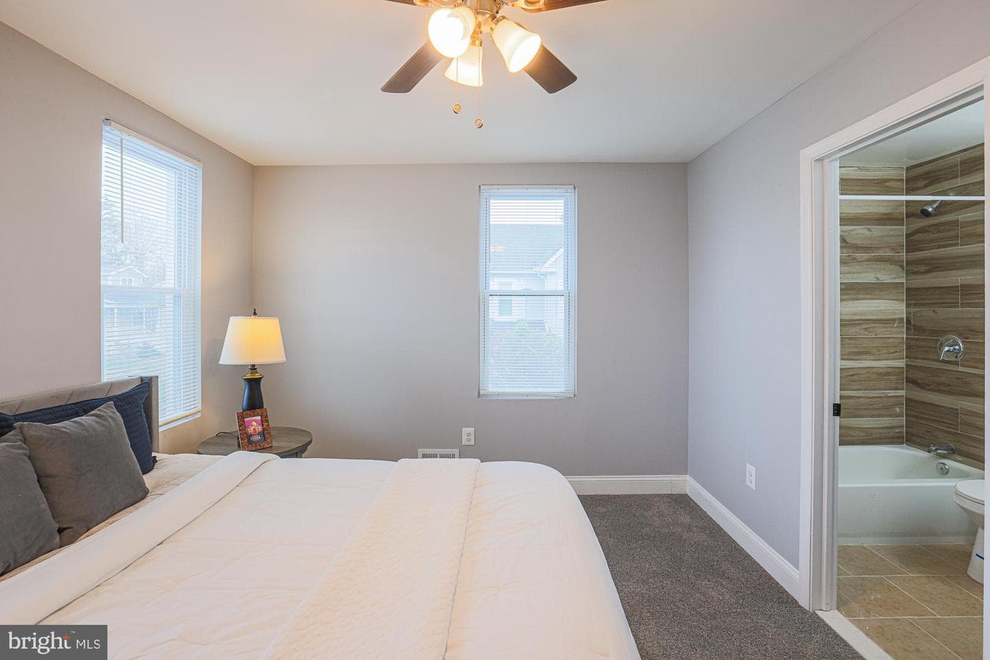 9 Glenmore Avenue photo 43