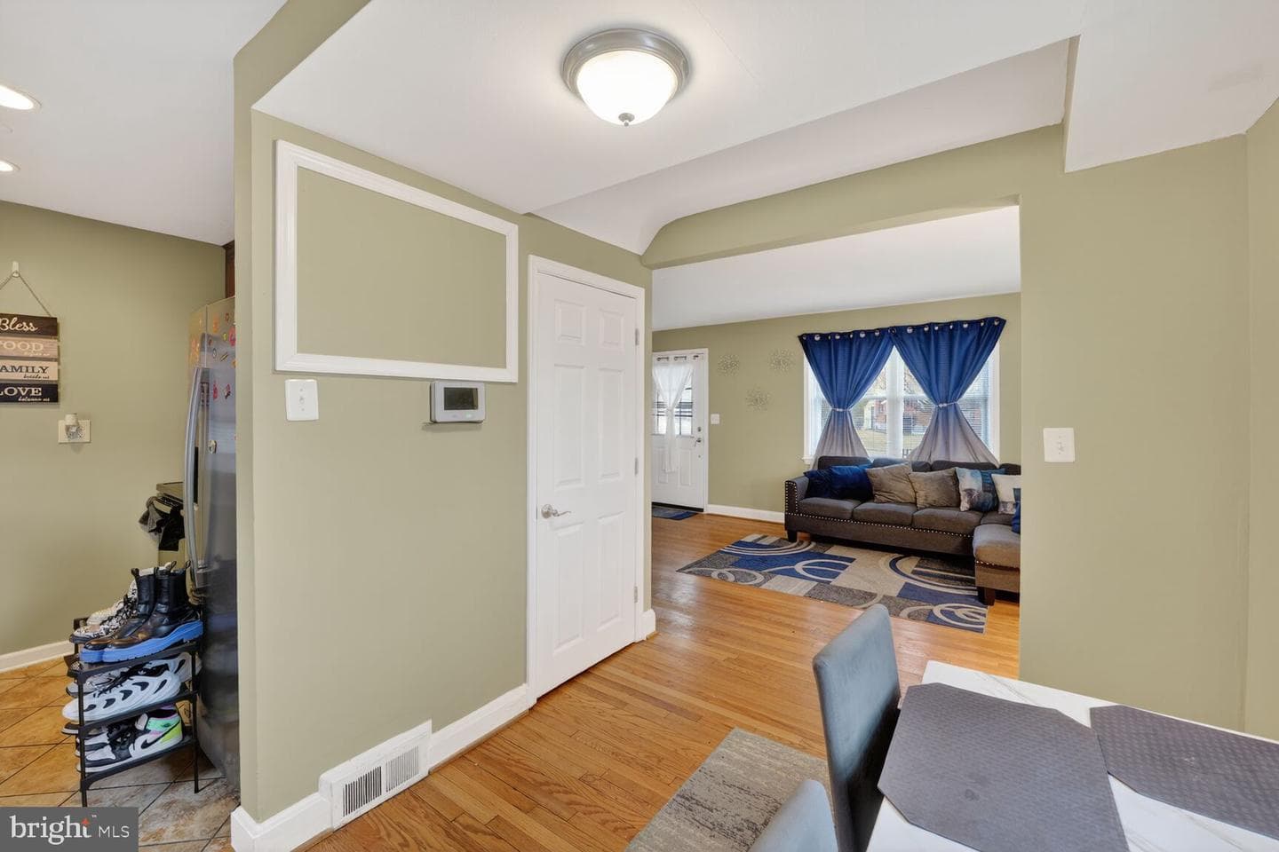 3525 Essex Road photo 8