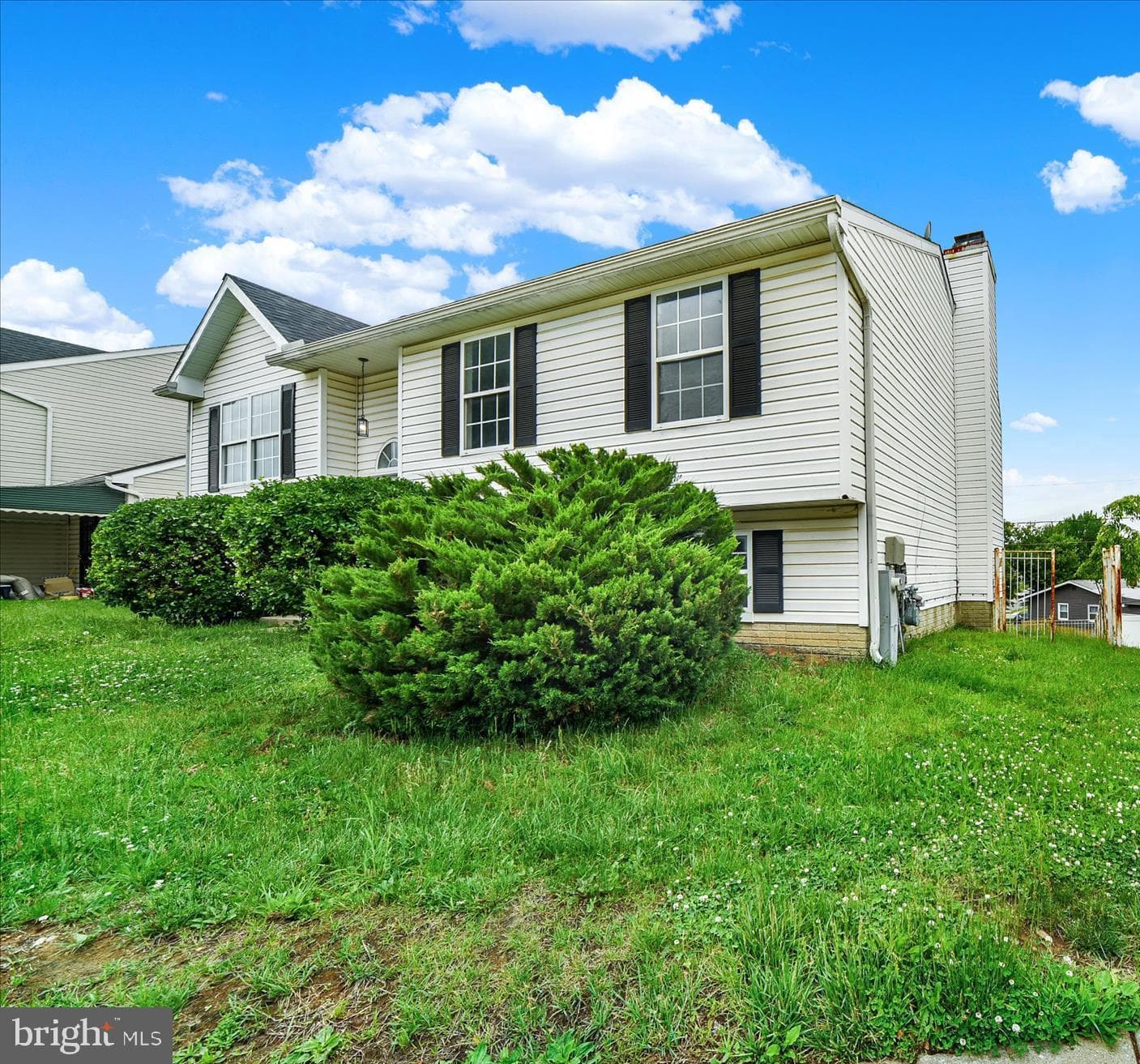 8 Rocky Lane photo 2