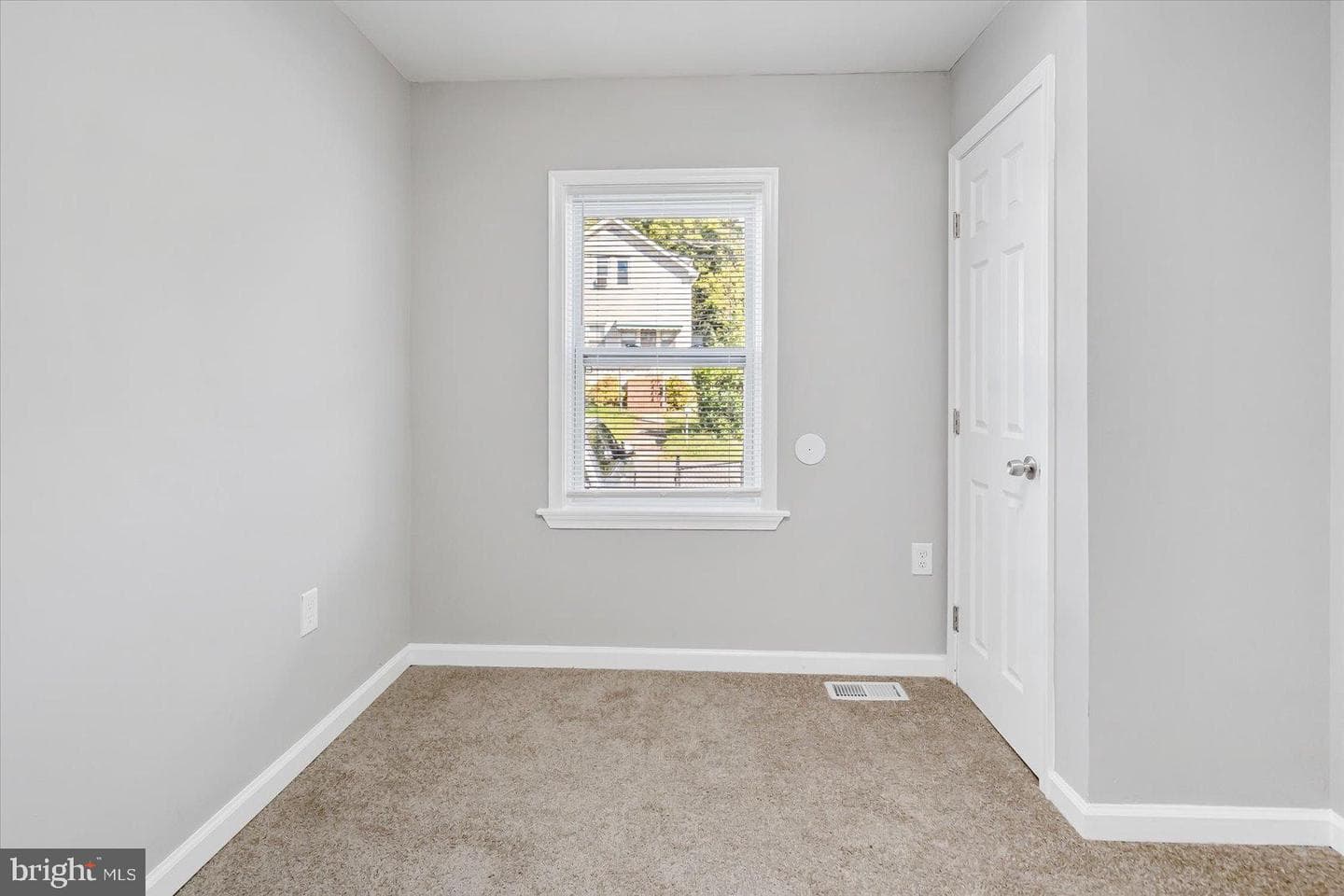 811 Rosedale Avenue photo 16