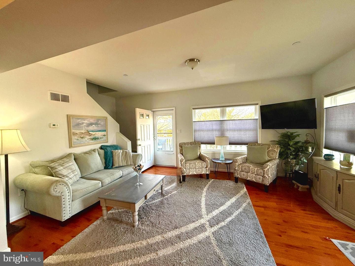 1251 Linden Avenue photo 4