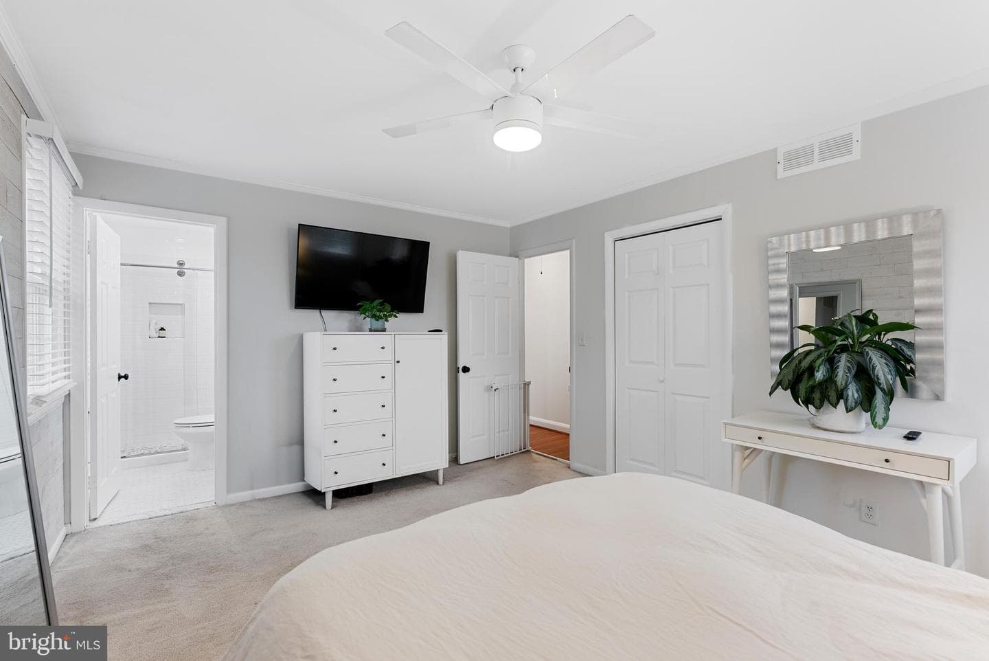 806 Jamieson Road photo 32