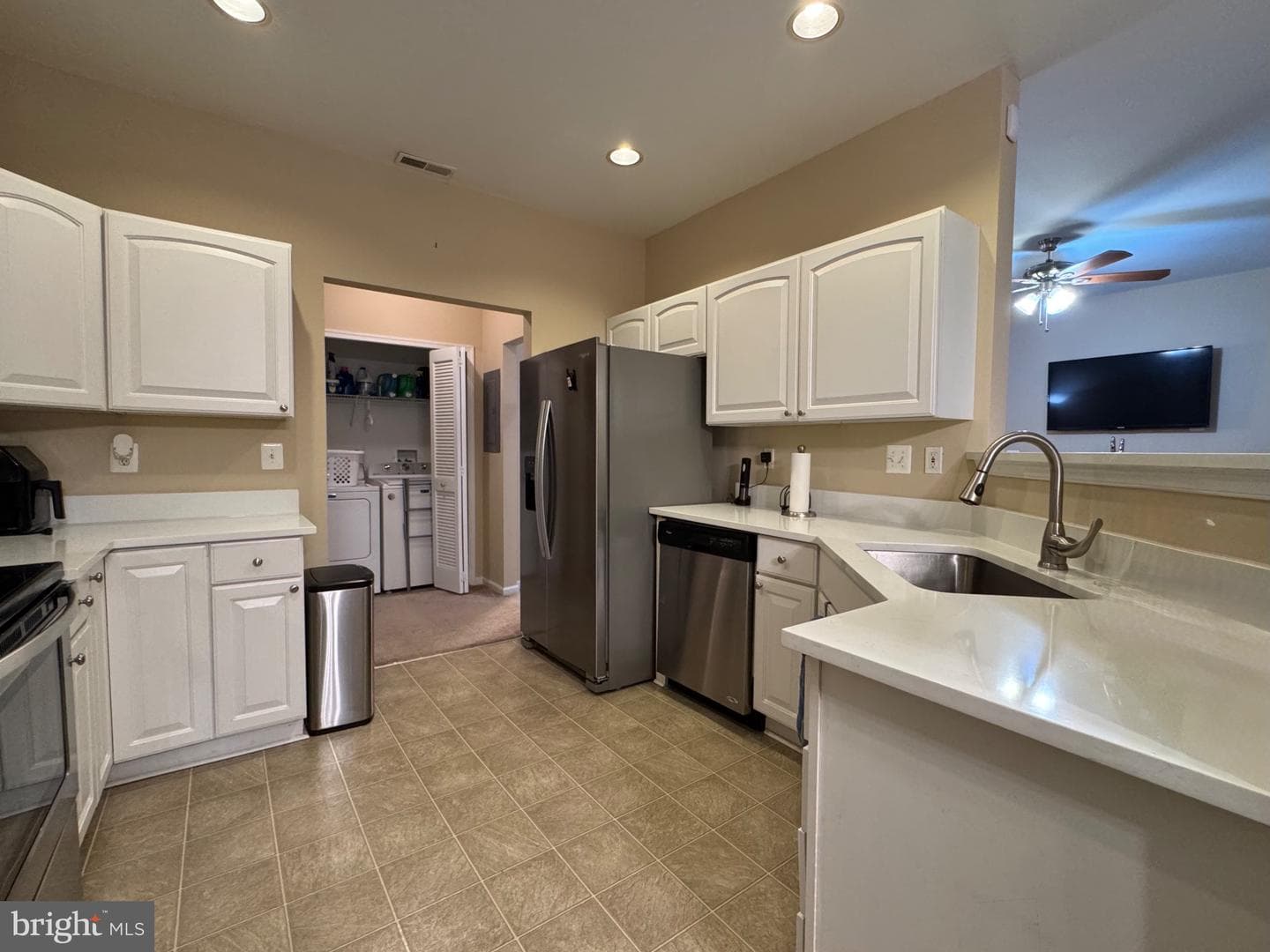 9716 Ashlyn Circle #9716 photo 12