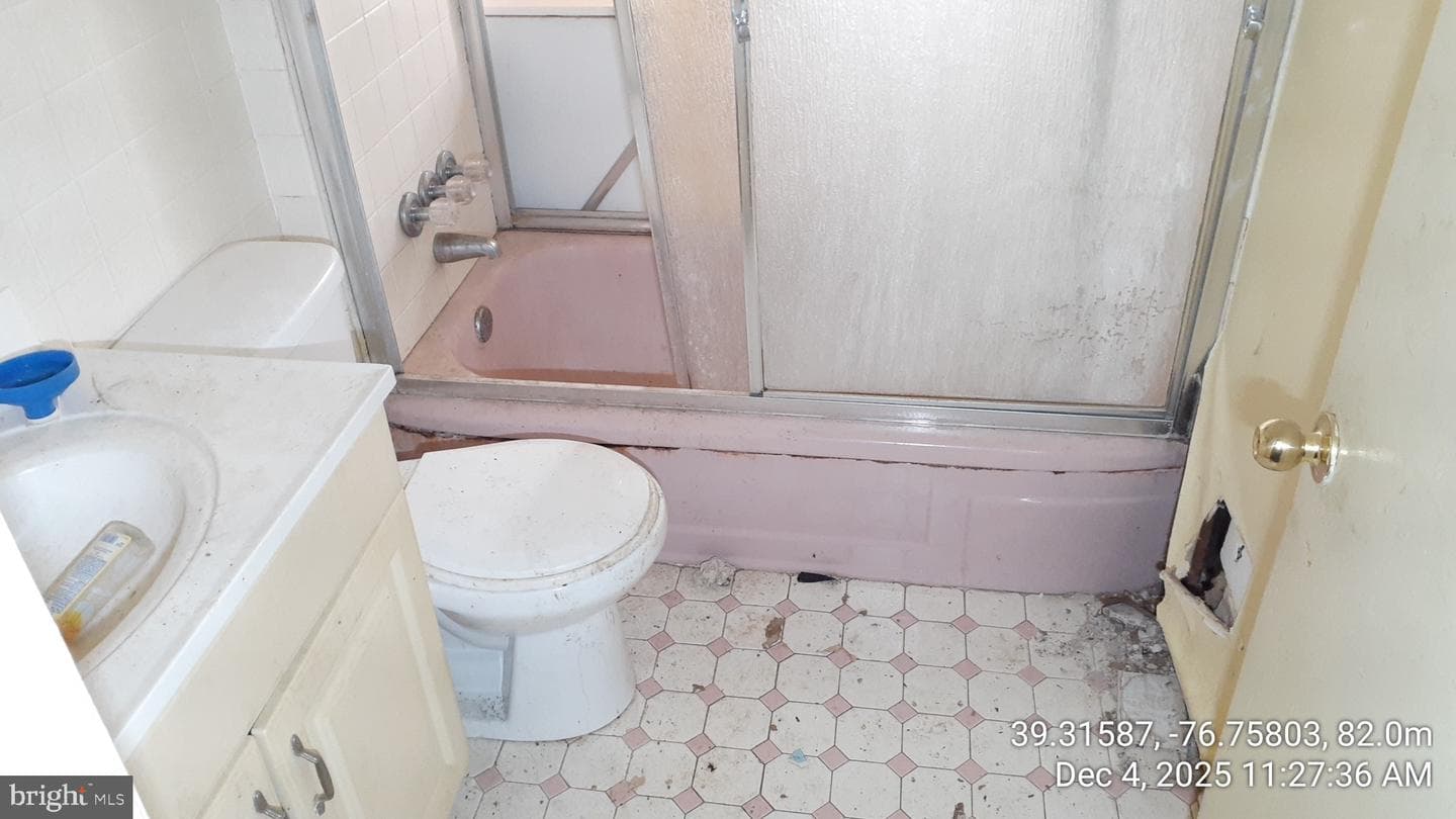 7104 Iverson Court photo 19