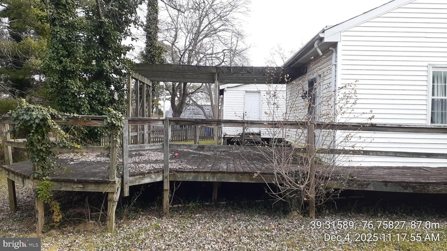 7104 Iverson Court photo 8