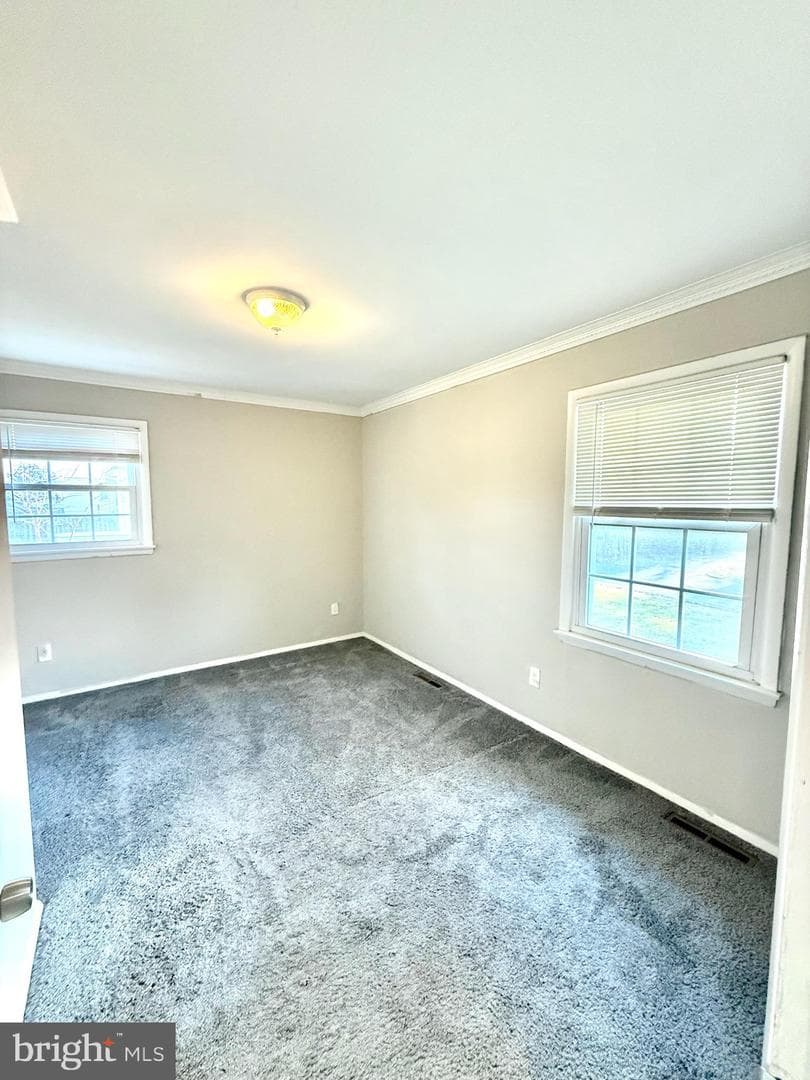 1215 Kent photo 14