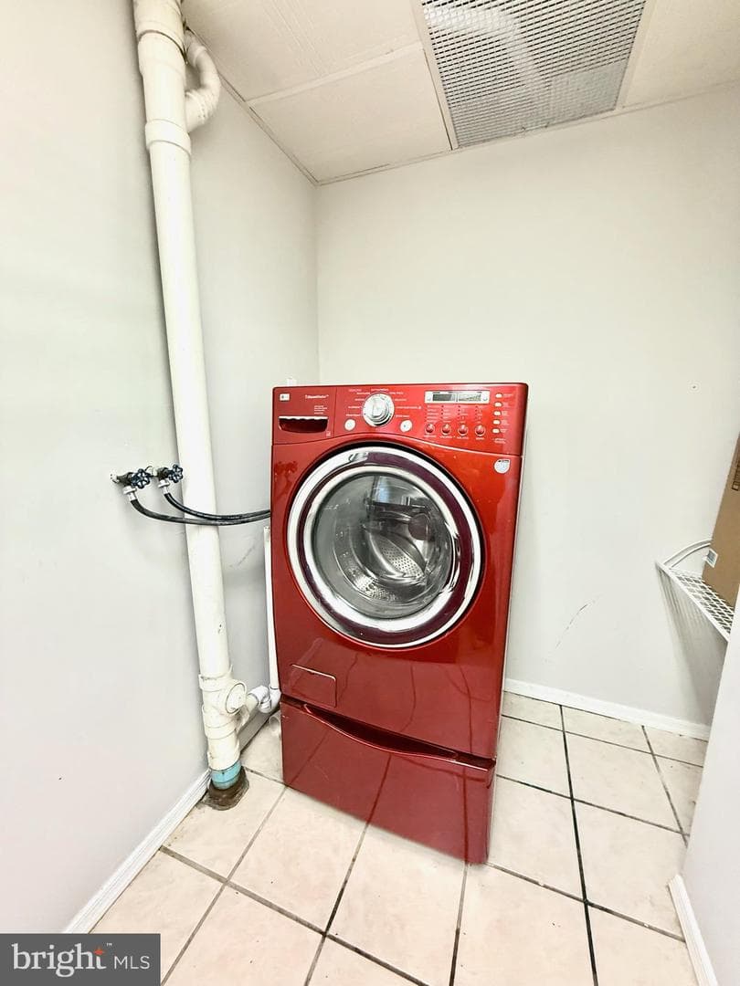 1215 Kent photo 22
