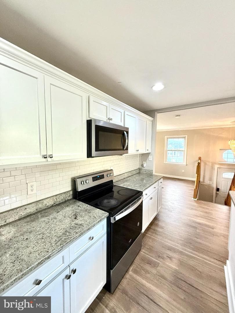 1215 Kent photo 8