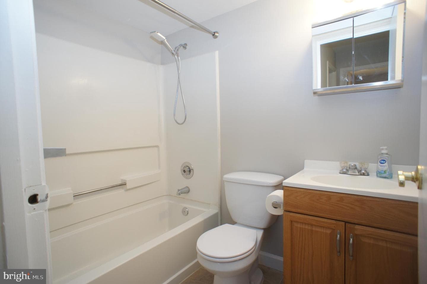 1100 Lisadale Circle #1a photo 16
