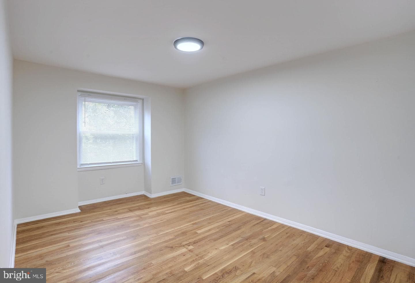 5751 Utrecht Road photo 17