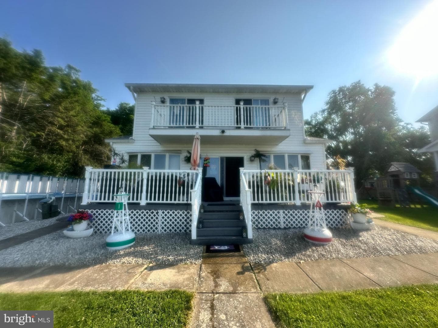 1507 Shore Road photo 2
