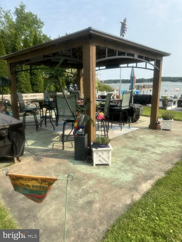 1507 Shore Road photo 3