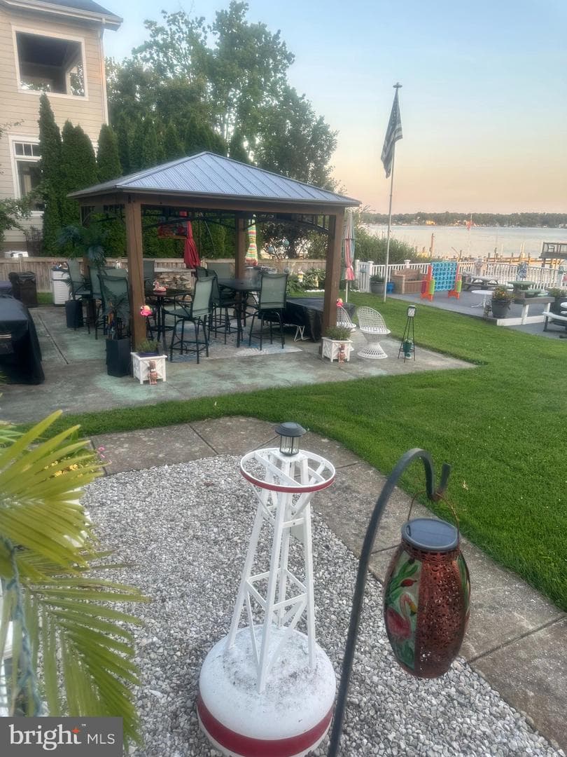1507 Shore Road photo 4