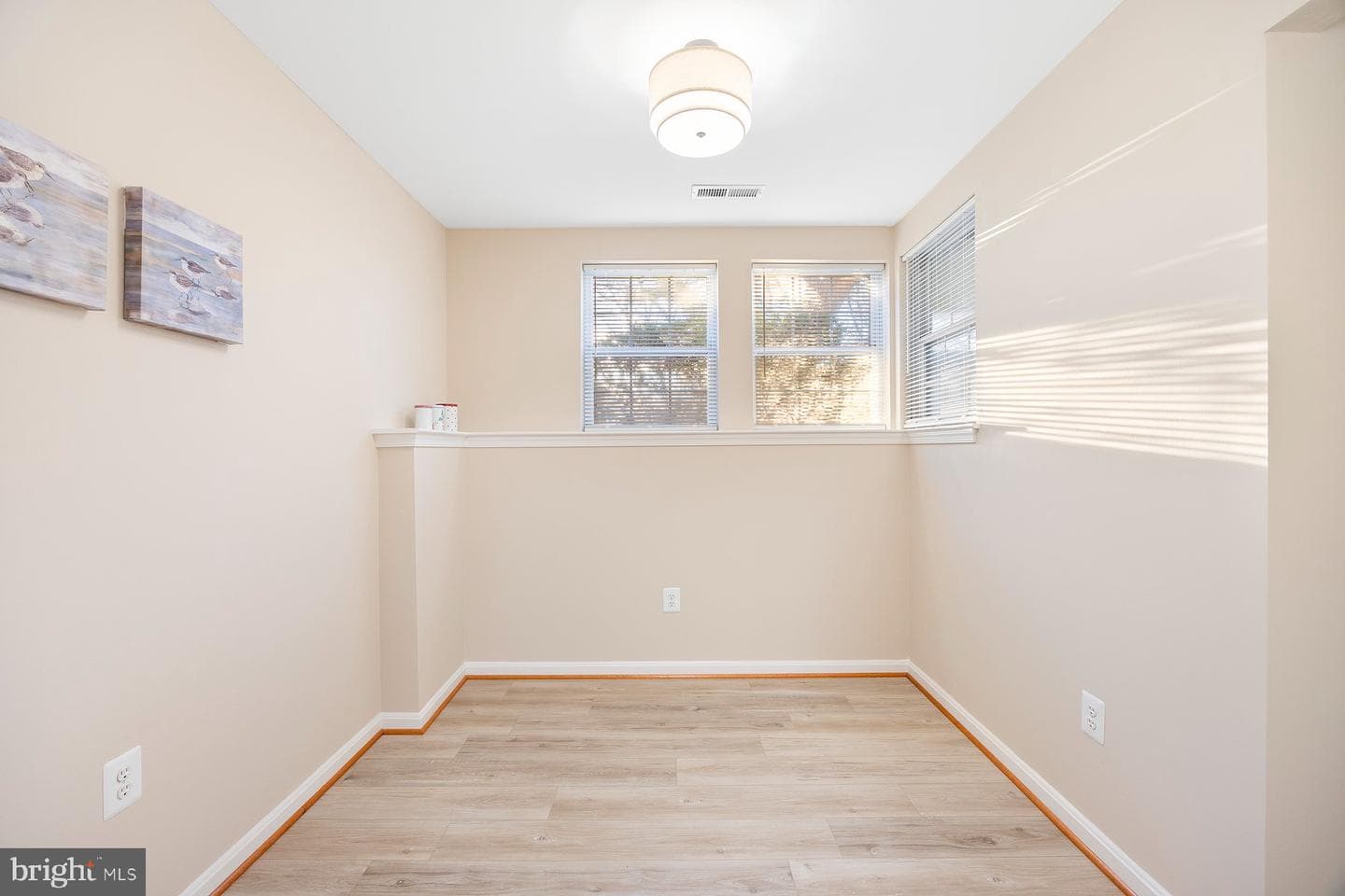 26 Shaftsbury Court #26 photo 13