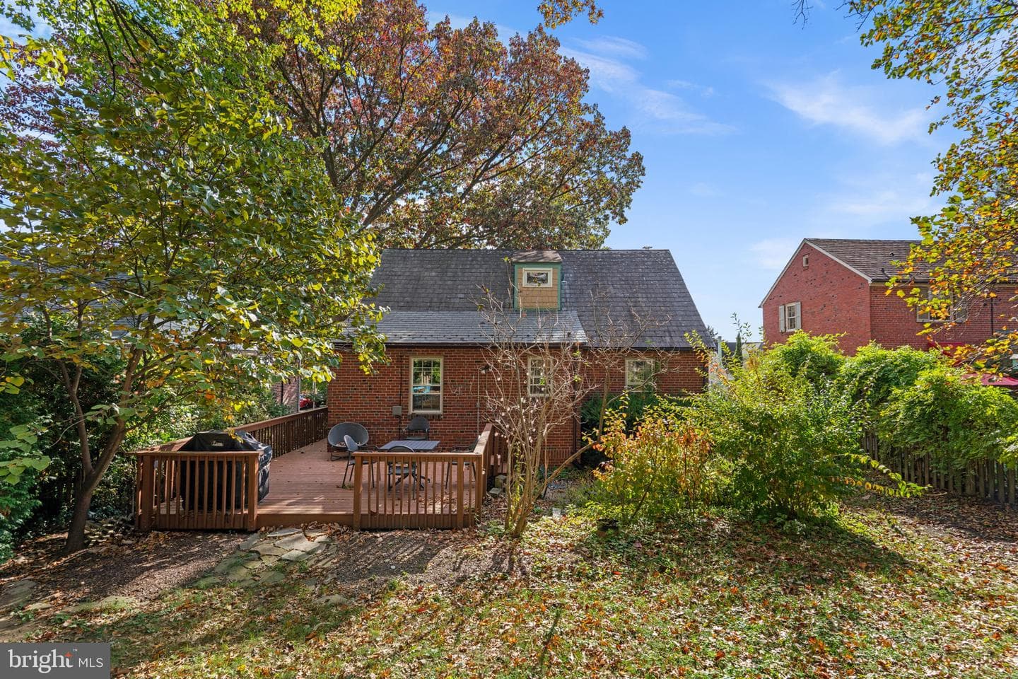664 Regester Avenue photo 38