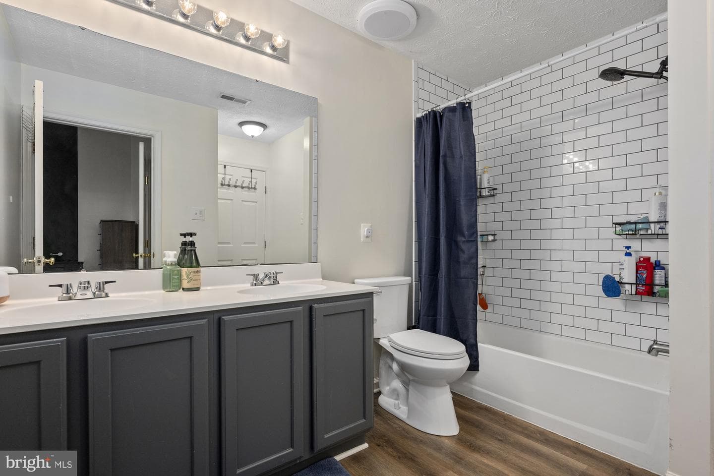 5010 Finsbury Road photo 20