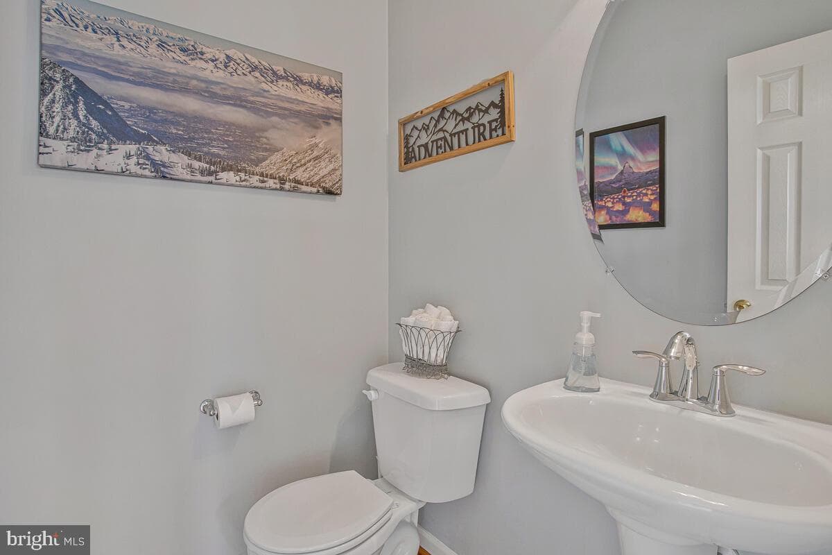 9831 Biggs Road photo 14